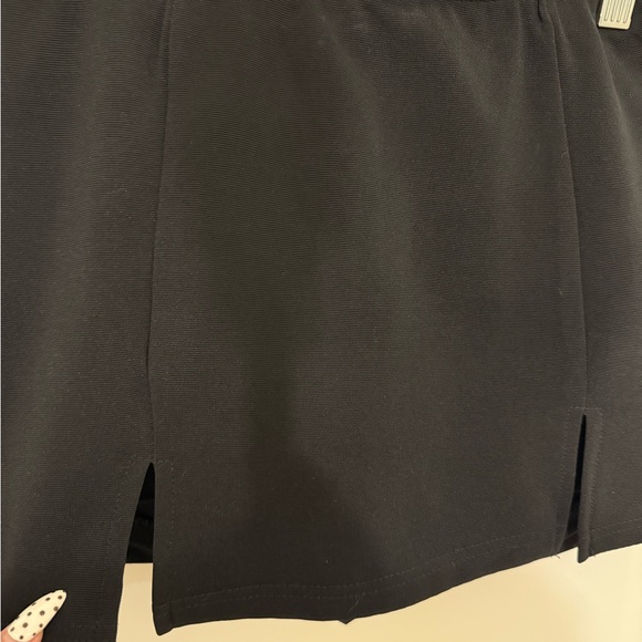 dELiA*s Under the Boardwalk Black Mini Skort - Picture 4 of 5